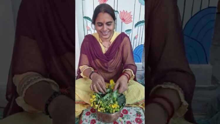 బతుకమ్మ పూలు ఇవీ!! బతుకమ్మ పేర్పు ఇలా!!